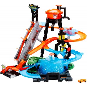 Hot Wheels Mega Car Wash Toy Car Playset with Wild Track and Crocodile, Water Tower, Vortex Tank, Color Changing Vehicle, Toy for Children 5+ Years, FTB67_OK!